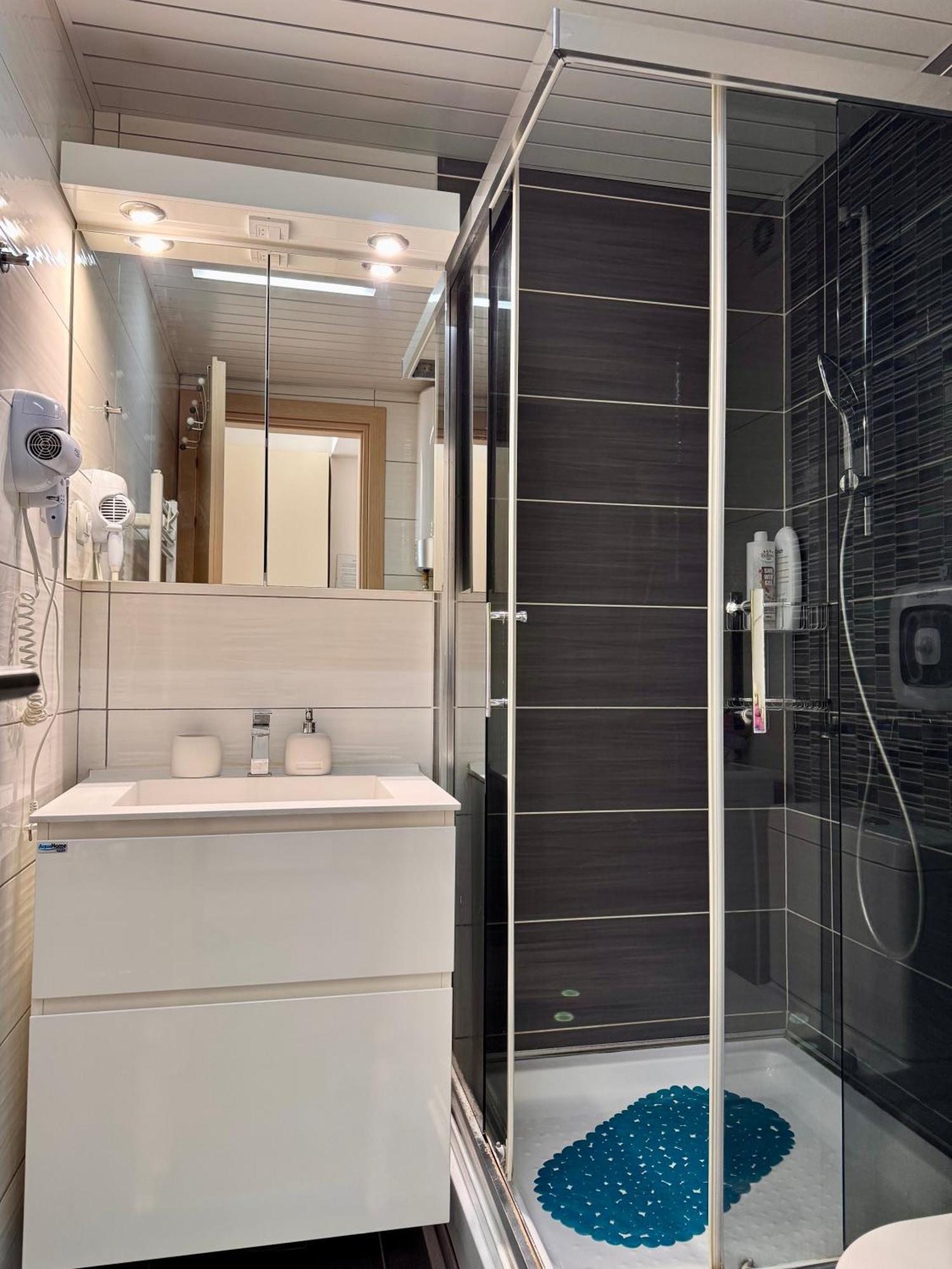 Modern & Luxury